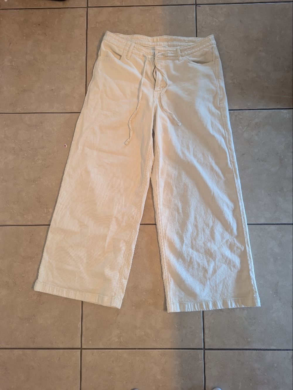 American Eagle Outfitters Cream Wide-Leg Jeans